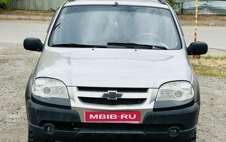 Chevrolet Niva I рестайлинг, 2010 год, 600 000 рублей, 1 фотография