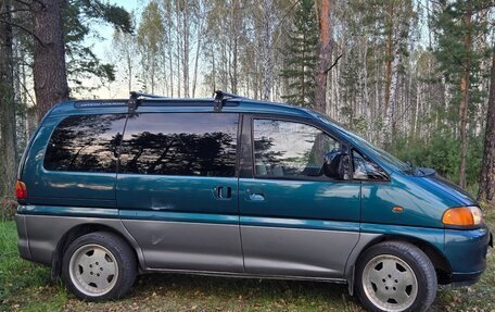 Mitsubishi Space Gear I рестайлинг, 1995 год, 717 000 рублей, 6 фотография