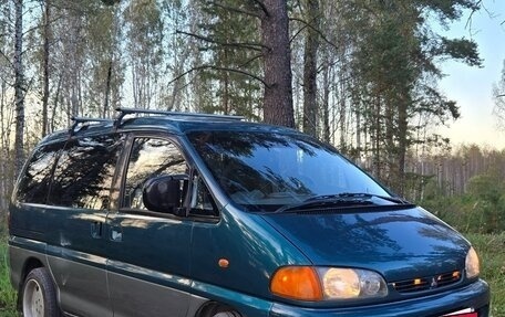Mitsubishi Space Gear I рестайлинг, 1995 год, 717 000 рублей, 5 фотография