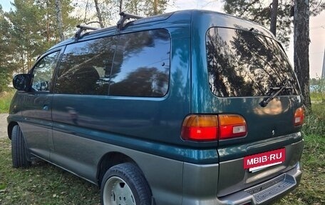 Mitsubishi Space Gear I рестайлинг, 1995 год, 717 000 рублей, 9 фотография