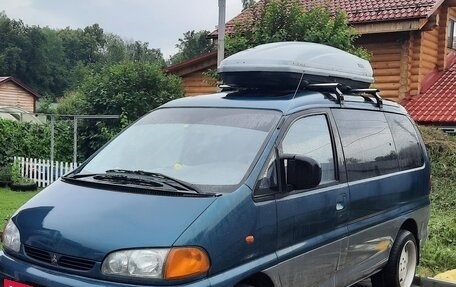 Mitsubishi Space Gear I рестайлинг, 1995 год, 717 000 рублей, 11 фотография