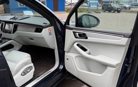 Porsche Macan I рестайлинг, 2015 год, 2 450 000 рублей, 21 фотография