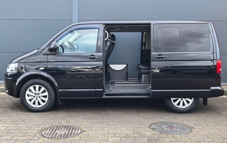 Volkswagen Multivan T5, 2010 год, 2 199 000 рублей, 3 фотография