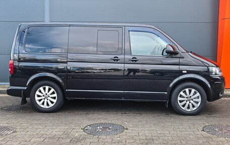 Volkswagen Multivan T5, 2010 год, 2 199 000 рублей, 4 фотография
