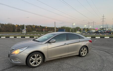 Hyundai Sonata VI, 2012 год, 2 000 000 рублей, 2 фотография