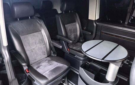Volkswagen Multivan T5, 2010 год, 2 199 000 рублей, 16 фотография