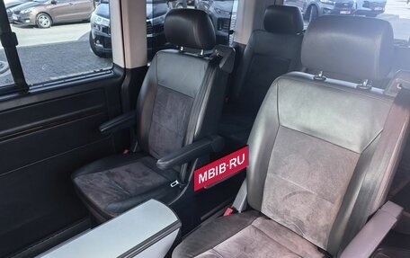 Volkswagen Multivan T5, 2010 год, 2 199 000 рублей, 15 фотография