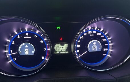 Hyundai Sonata VI, 2012 год, 2 000 000 рублей, 9 фотография