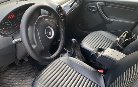 Renault Logan I, 2013 год, 290 000 рублей, 1 фотография