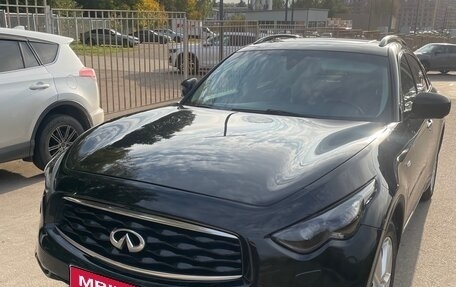 Infiniti FX II, 2010 год, 1 390 000 рублей, 1 фотография