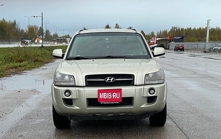 Hyundai Tucson III, 2006 год, 700 000 рублей, 1 фотография