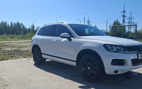 Volkswagen Touareg III, 2012 год, 2 020 000 рублей, 2 фотография