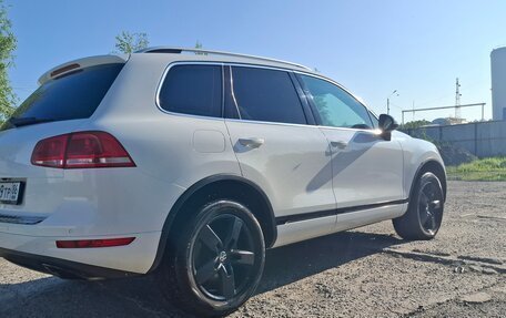 Volkswagen Touareg III, 2012 год, 2 020 000 рублей, 15 фотография