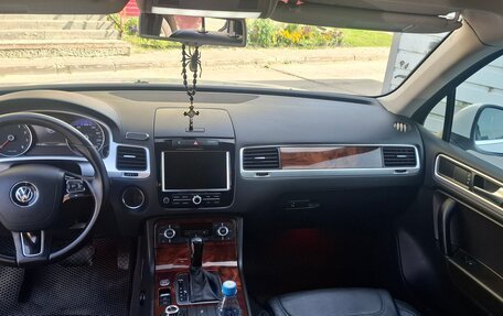 Volkswagen Touareg III, 2012 год, 2 020 000 рублей, 20 фотография