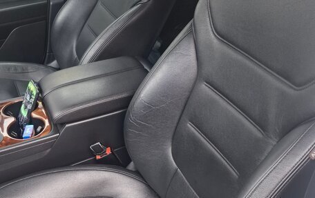 Volkswagen Touareg III, 2012 год, 2 020 000 рублей, 28 фотография