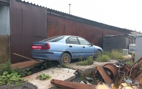 Mitsubishi Carisma I, 2000 год, 180 000 рублей, 4 фотография