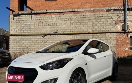 Hyundai i30 II рестайлинг, 2012 год, 900 000 рублей, 10 фотография