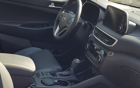 Hyundai Tucson III, 2019 год, 2 300 000 рублей, 8 фотография