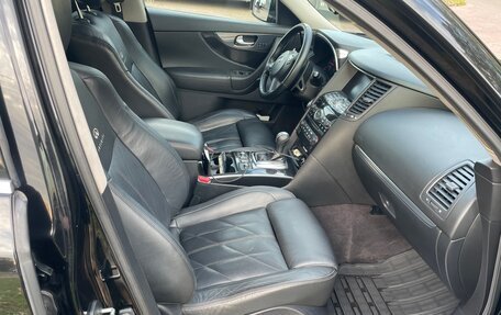 Infiniti FX II, 2010 год, 1 390 000 рублей, 5 фотография