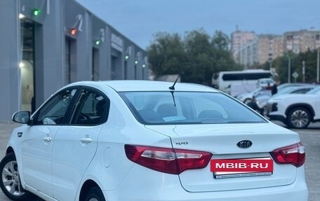 KIA Rio III рестайлинг, 2012 год, 900 000 рублей, 5 фотография