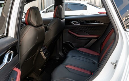 Geely Coolray I, 2023 год, 2 120 000 рублей, 11 фотография