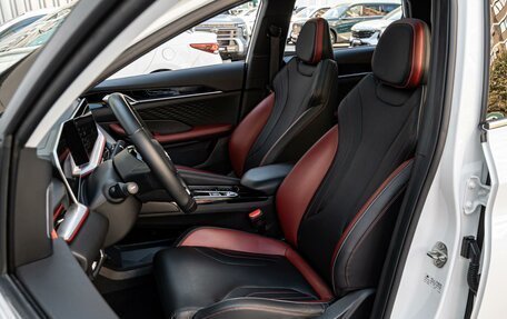 Geely Coolray I, 2023 год, 2 120 000 рублей, 10 фотография
