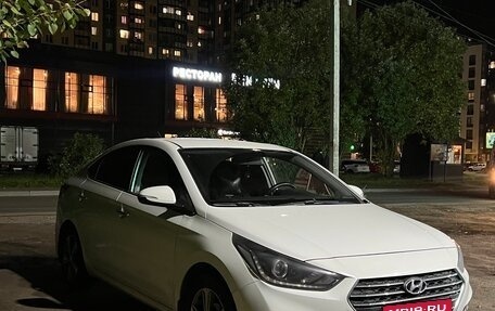 Hyundai Solaris II рестайлинг, 2017 год, 1 350 000 рублей, 1 фотография