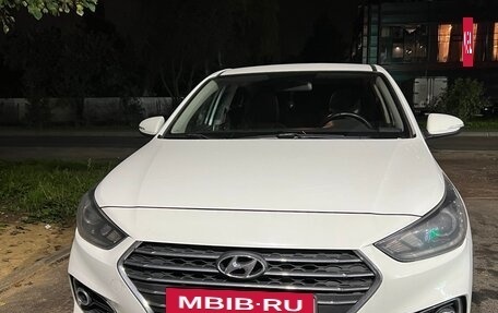 Hyundai Solaris II рестайлинг, 2017 год, 1 350 000 рублей, 4 фотография
