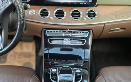 Mercedes-Benz E-Класс, 2016 год, 2 747 000 рублей, 19 фотография
