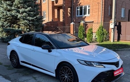Toyota Camry, 2019 год, 1 773 000 рублей, 1 фотография