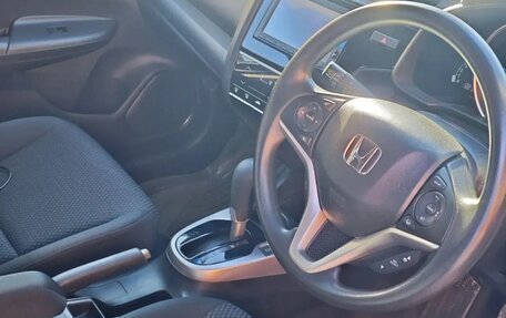 Honda Fit III, 2017 год, 1 280 000 рублей, 7 фотография