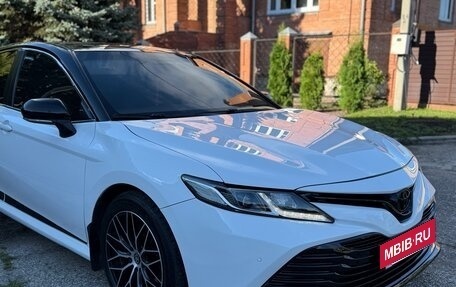 Toyota Camry, 2019 год, 1 773 000 рублей, 8 фотография