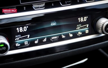 BMW 5 серия, 2019 год, 4 770 000 рублей, 14 фотография