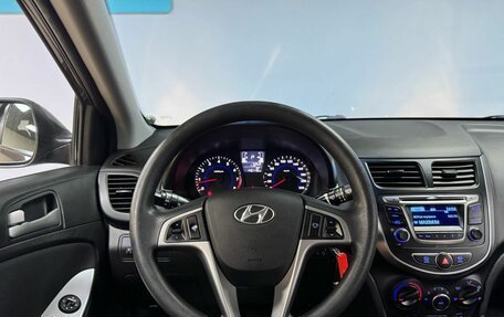 Hyundai Solaris II рестайлинг, 2015 год, 949 000 рублей, 14 фотография