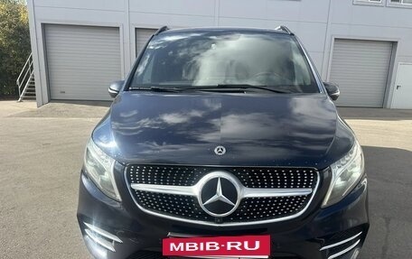 Mercedes-Benz V-Класс, 2020 год, 4 444 444 рублей, 2 фотография