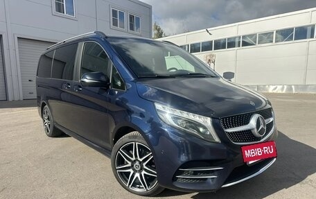 Mercedes-Benz V-Класс, 2020 год, 4 444 444 рублей, 5 фотография