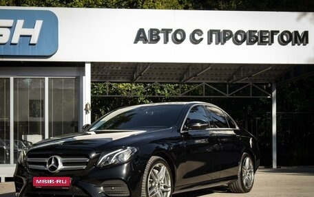 Mercedes-Benz E-Класс, 2019 год, 3 095 000 рублей, 10 фотография