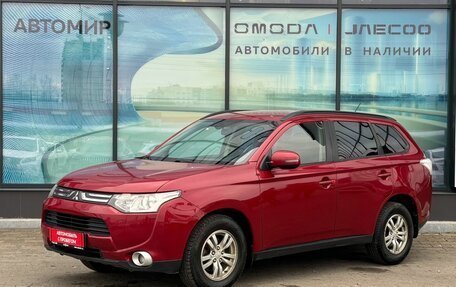 Mitsubishi Outlander III рестайлинг 3, 2013 год, 1 175 000 рублей, 1 фотография