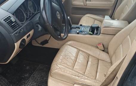 Volkswagen Touareg III, 2005 год, 450 000 рублей, 5 фотография