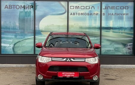 Mitsubishi Outlander III рестайлинг 3, 2013 год, 1 175 000 рублей, 2 фотография