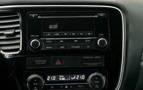 Mitsubishi Outlander III рестайлинг 3, 2013 год, 1 175 000 рублей, 14 фотография