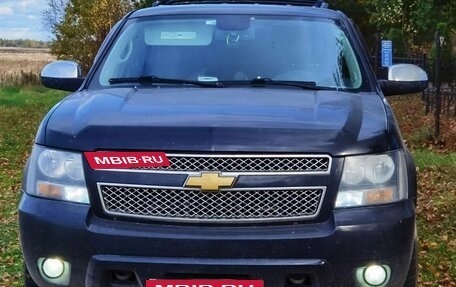 Chevrolet Tahoe III, 2013 год, 3 500 000 рублей, 2 фотография
