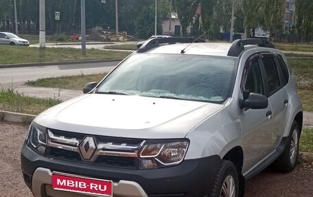 Renault Duster I рестайлинг, 2018 год, 1 070 000 рублей, 1 фотография