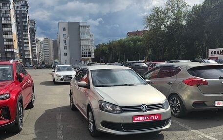 Volkswagen Polo VI (EU Market), 2015 год, 800 000 рублей, 1 фотография