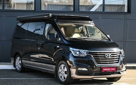 Hyundai Grand Starex Grand Starex I рестайлинг 2, 2018 год, 4 799 000 рублей, 1 фотография