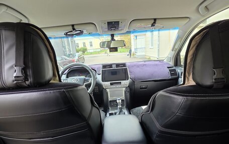 Toyota Land Cruiser Prado 150 рестайлинг 2, 2018 год, 4 800 000 рублей, 8 фотография