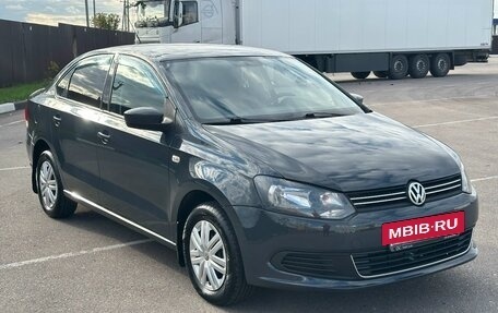 Volkswagen Polo VI (EU Market), 2013 год, 895 000 рублей, 3 фотография