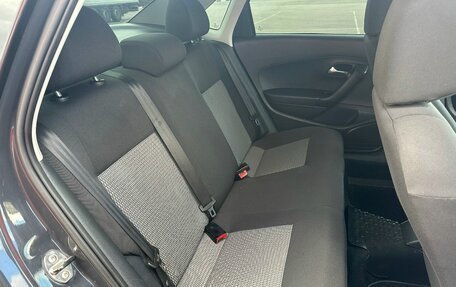 Volkswagen Polo VI (EU Market), 2013 год, 895 000 рублей, 35 фотография