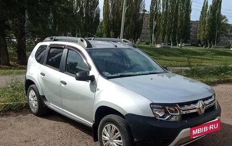 Renault Duster I рестайлинг, 2018 год, 1 070 000 рублей, 3 фотография