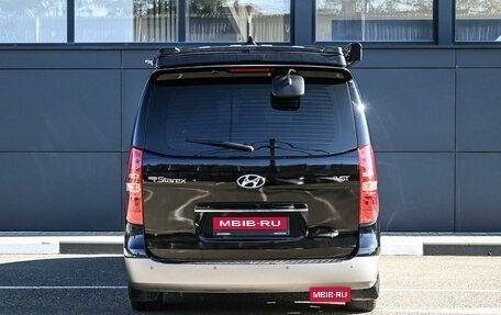 Hyundai Grand Starex Grand Starex I рестайлинг 2, 2018 год, 4 799 000 рублей, 4 фотография